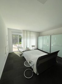 villaincorfuelxisat-home-in-greece2