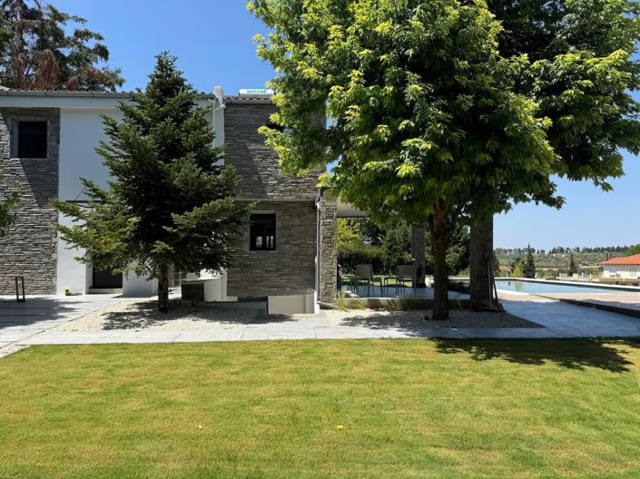 Image No.1-4 Bed Villa for sale