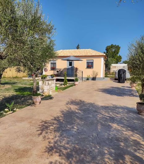 Image No.1-1 Bed Village House for sale