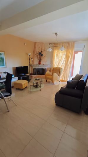 Image No.8-3 Bed Duplex for sale