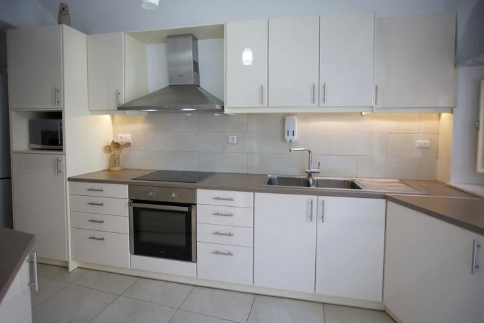 Image No.19-3 Bed Villa for sale