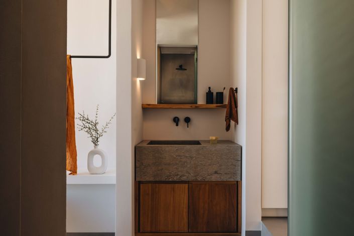 Image No.18-6 Bed Villa for sale