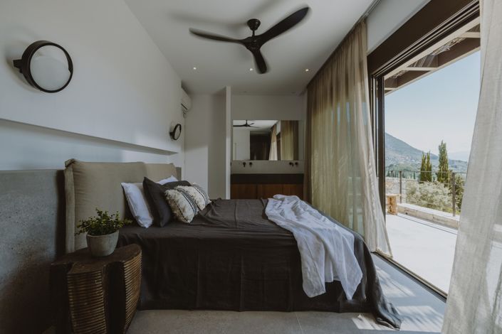 Image No.18-7 Bed Villa for sale