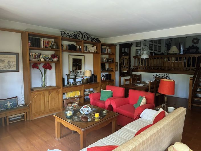 Image No.6-Maison de village de 5 chambres à vendre à Magnésie