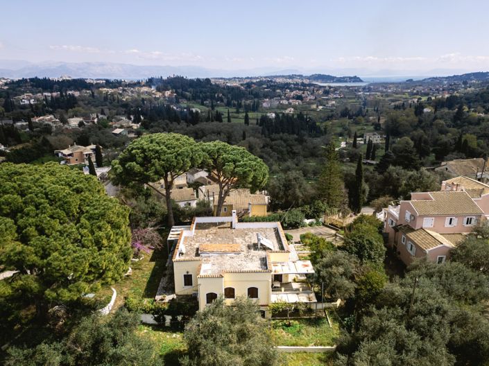 Image No.2-4 Bed Villa for sale