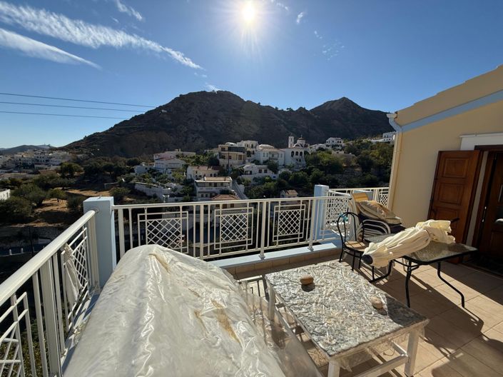 Image No.18-5 Bed Townhouse for sale