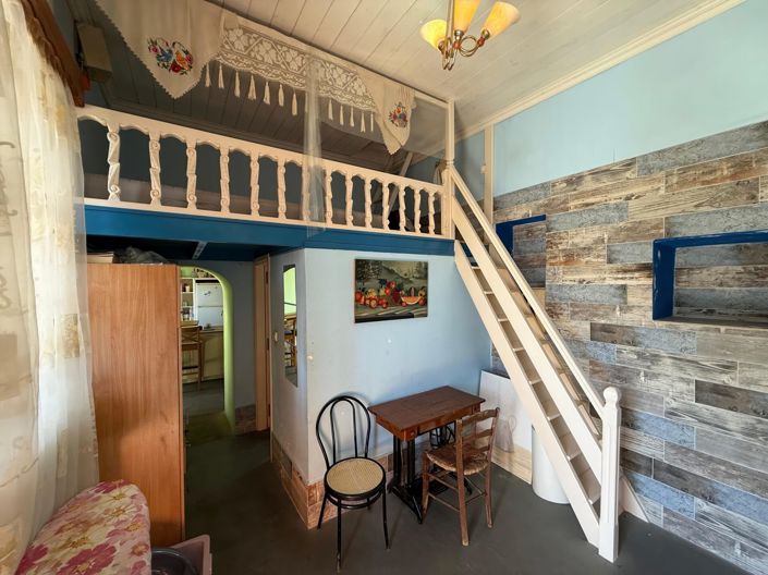 Image No.8-5 Bed Townhouse for sale