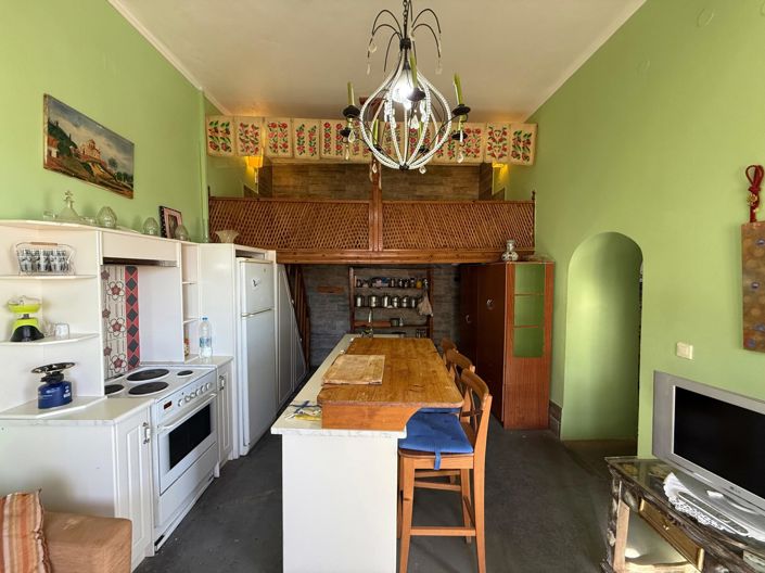 Image No.9-5 Bed Townhouse for sale