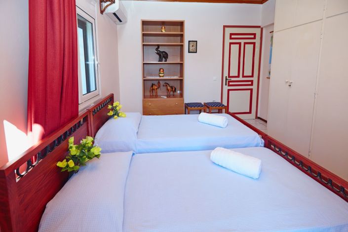 Image No.14-2 Bed Village House for sale