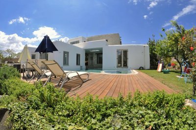 1 - Vori, Villa