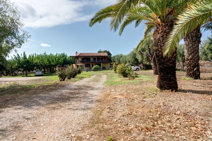 Image No.6-5 Bed Village House for sale