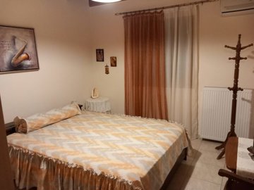 elxis-at-home-in-greeceseasidegardenescape7