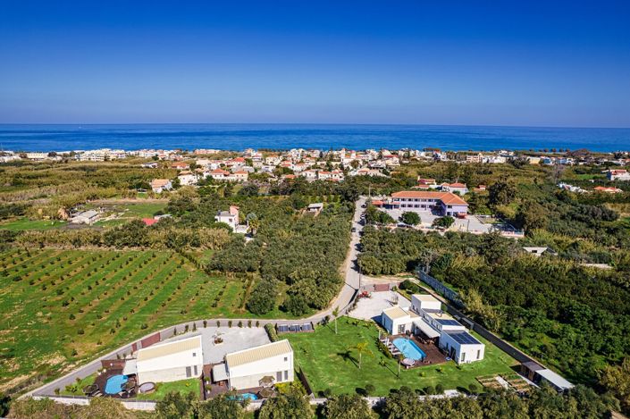 Image No.22-Villa de 7 chambres à vendre à Maleme