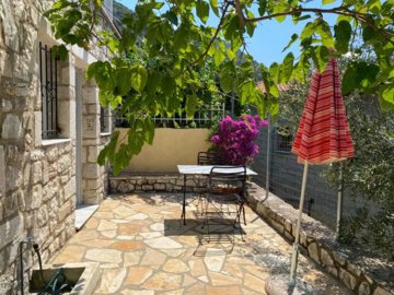 elxis-at-home-in-greeceterra-petra-corfu30