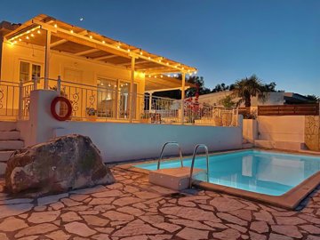 elxis-at-home-in-greecevilla-in-meganisi57