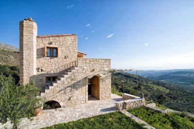 elxis-at-home-in-greecestone-villa-in-herakli