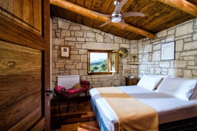 elxis-at-home-in-greecestone-villa-in-herakli