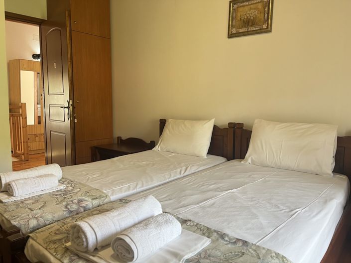 Image No.17-5 Bed Village House for sale