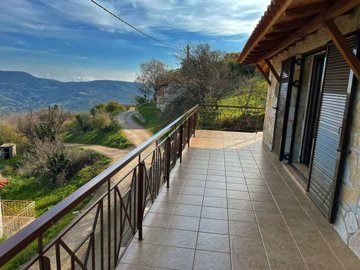elxis-at-home-in-greecevillage-home-in-arkadi