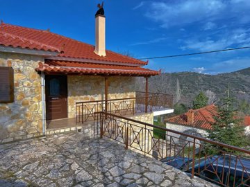 elxis-at-home-in-greecevillage-home-in-arkadi