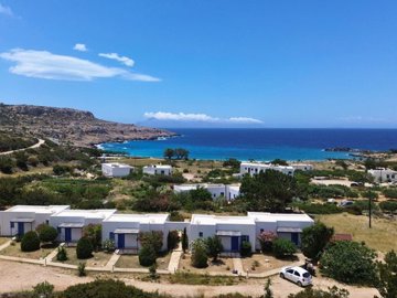 elxis-at-home-in-greece-twin-bungalows-in-kar