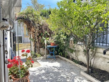 elxis-at-home-in-greece-thassos-village-home1