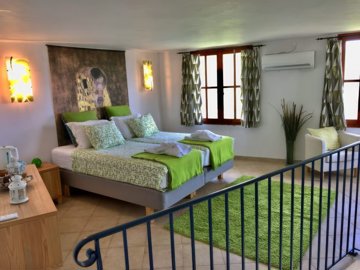 elxis-at-home-in-greece-koukourava-balcony-vi