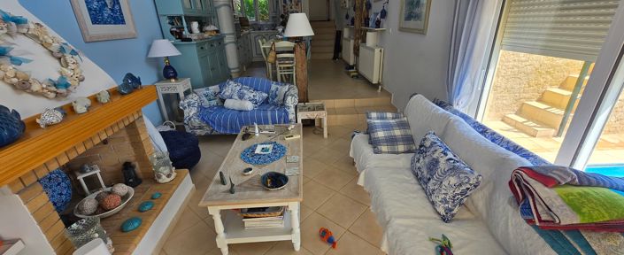 Image No.11-Villa de 3 chambres à vendre à Grèce centrale