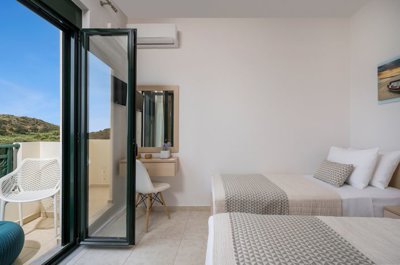 elxis-at-home-in-greececretan-horizon-retreat
