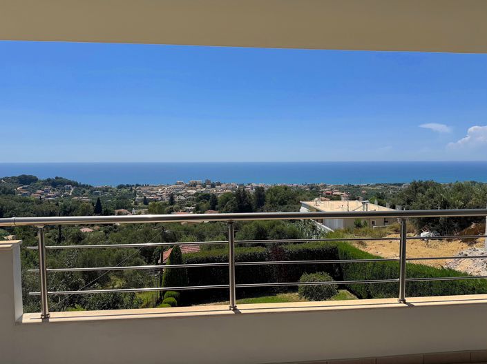 Image No.2-3 Bed Villa for sale