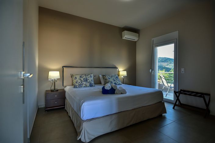 Image No.11-2 Bed Villa for sale