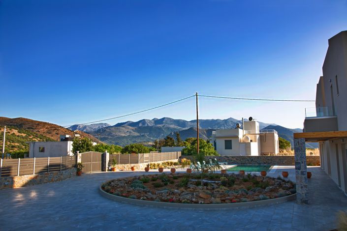 Image No.16-2 Bed Villa for sale