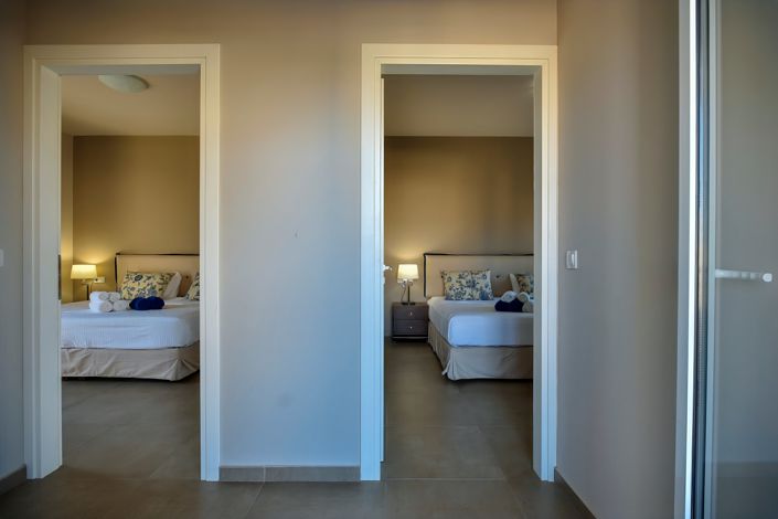 Image No.10-2 Bed Villa for sale