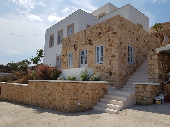 Image No.1-4 Bed Villa for sale
