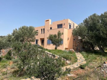 1 - Exo Lakkonia, Villa