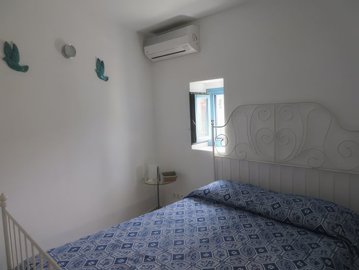 elxis-at-home-in-greece-traditional-home-in-c