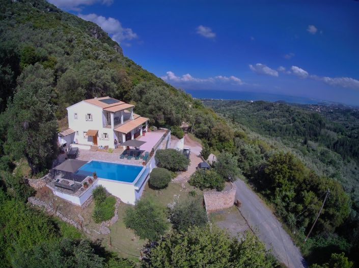 Image No.1-3 Bed Villa for sale