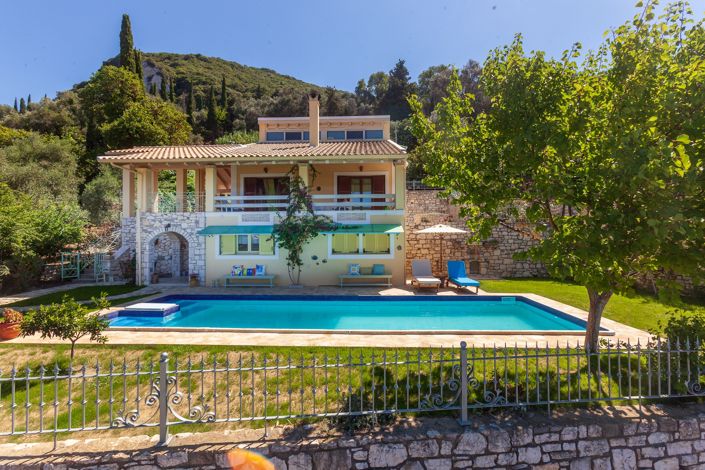 Image No.4-2 Bed Villa for sale