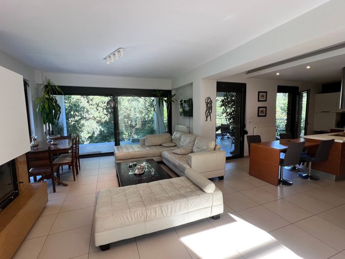 Image No.3-4 Bed Villa for sale