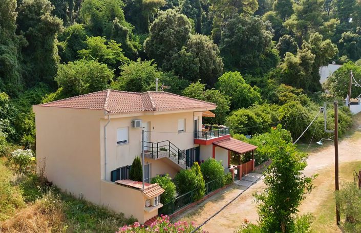 Image No.2-4 Bed Villa for sale