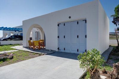 cycladic-home-santorini-elxis-at-home-in-gree