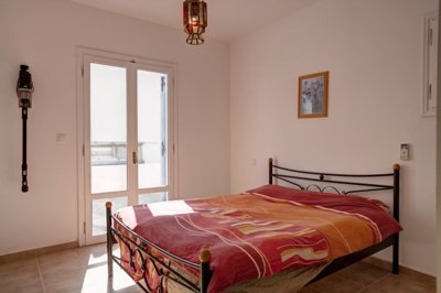 cycladic-home-santorini-elxis-at-home-in-gree