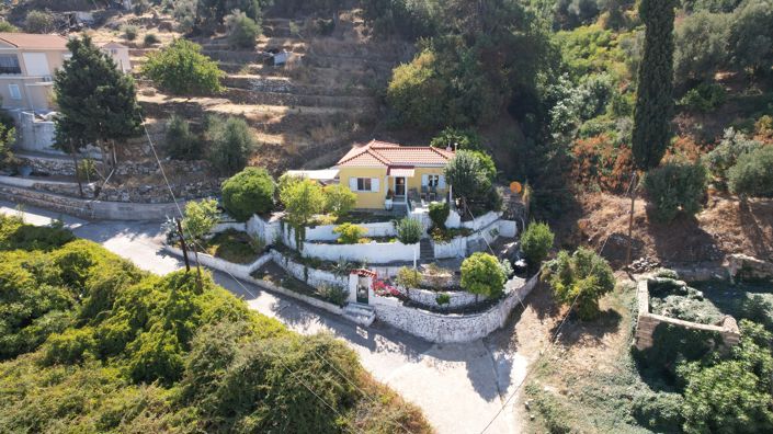 Image No.6-Villa de 2 chambres à vendre à Grèce centrale