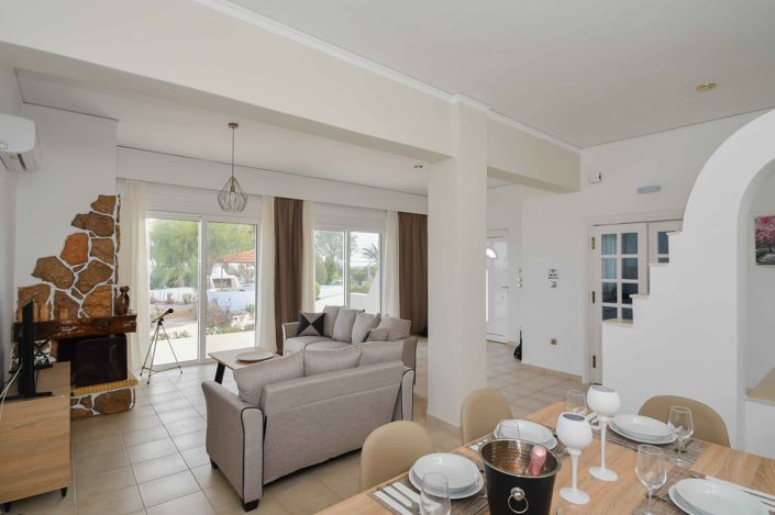 Image No.7-6 Bed Villa for sale