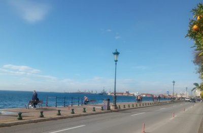 elxis-at-home-in-greecethessaloniki-seafront-