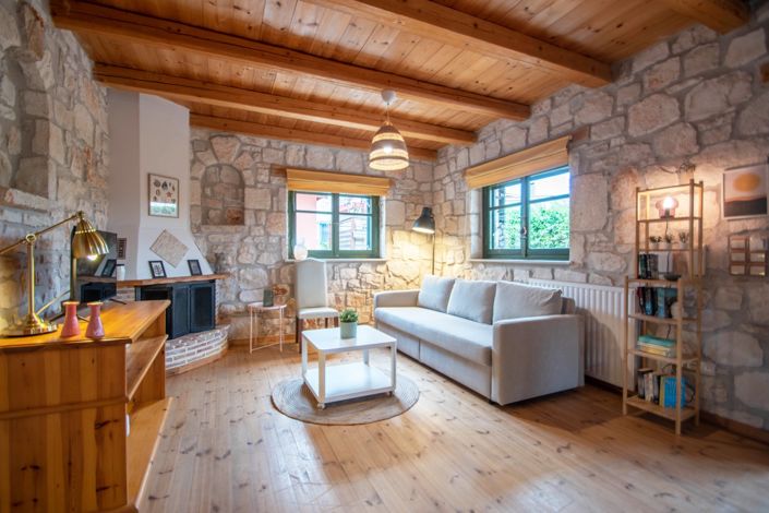 Image No.21-4 Bed Village House for sale