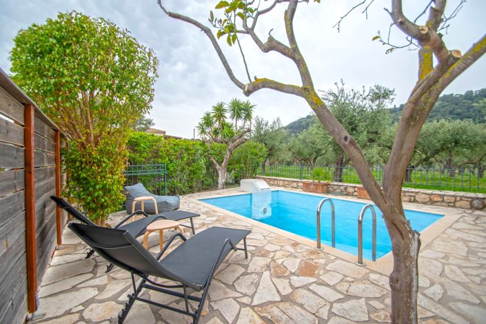 Image No.33-4 Bed Village House for sale