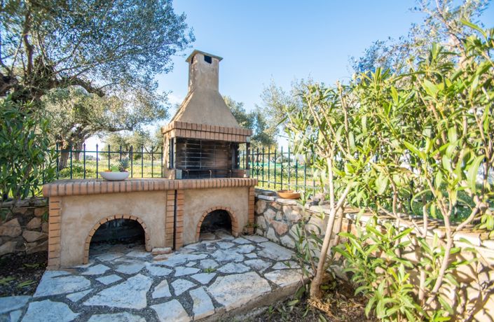 Image No.8-4 Bed Village House for sale