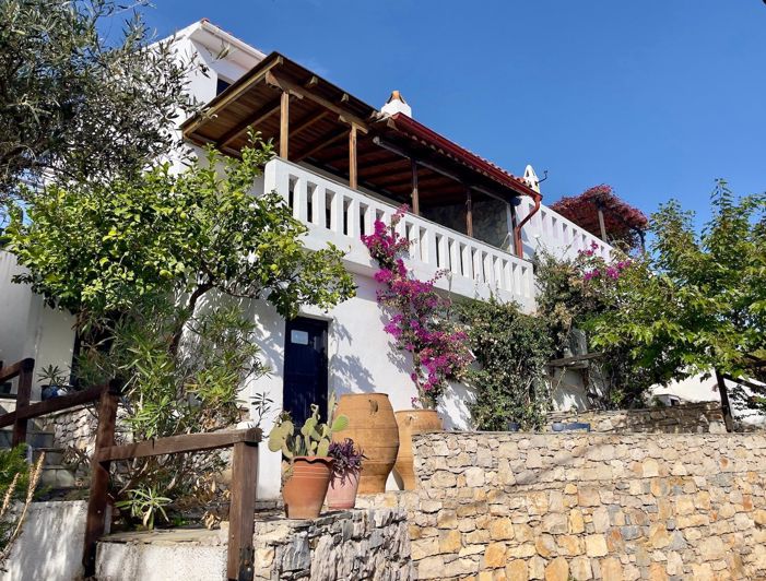 Image No.3-1 Bed Village House for sale