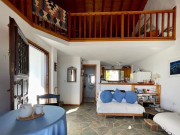 elxis-at-home-in-greecealonnisos-balcony27